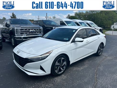Used 2023 Hyundai Elantra SEL w/ Convenience Package FWD image 1