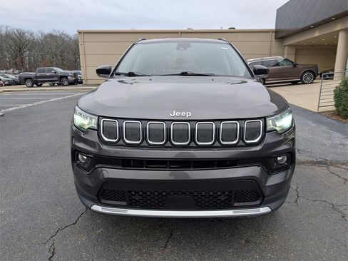 Used 2022 Jeep Compass Limited image 2