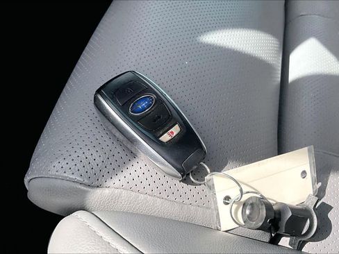 Used 2023 Subaru Legacy Limited image 14