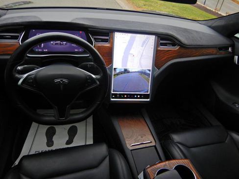 Used 2017 Tesla Model S 100D image 13