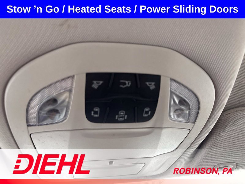 Used 2024 Chrysler Pacifica Touring-L FWD image 39