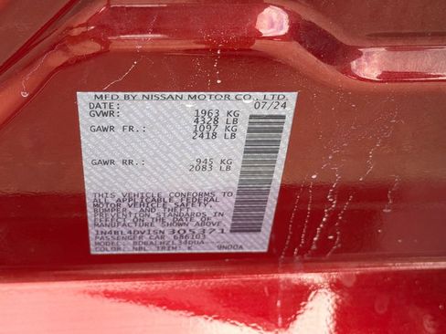 Used 2025 Nissan Altima 2.5 SV FWD image 33