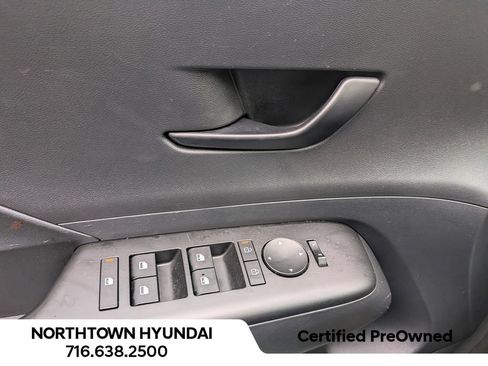 Certified 2024 Hyundai Kona SEL w/ Convenience Package AWD/4WD image 32