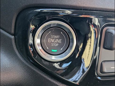 New 2026 GMC Sierra 1500 SLE w/ Preferred Package AWD/4WD image 7