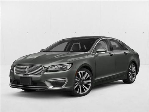Used 2019 Lincoln MKZ Reserve FWD image 1