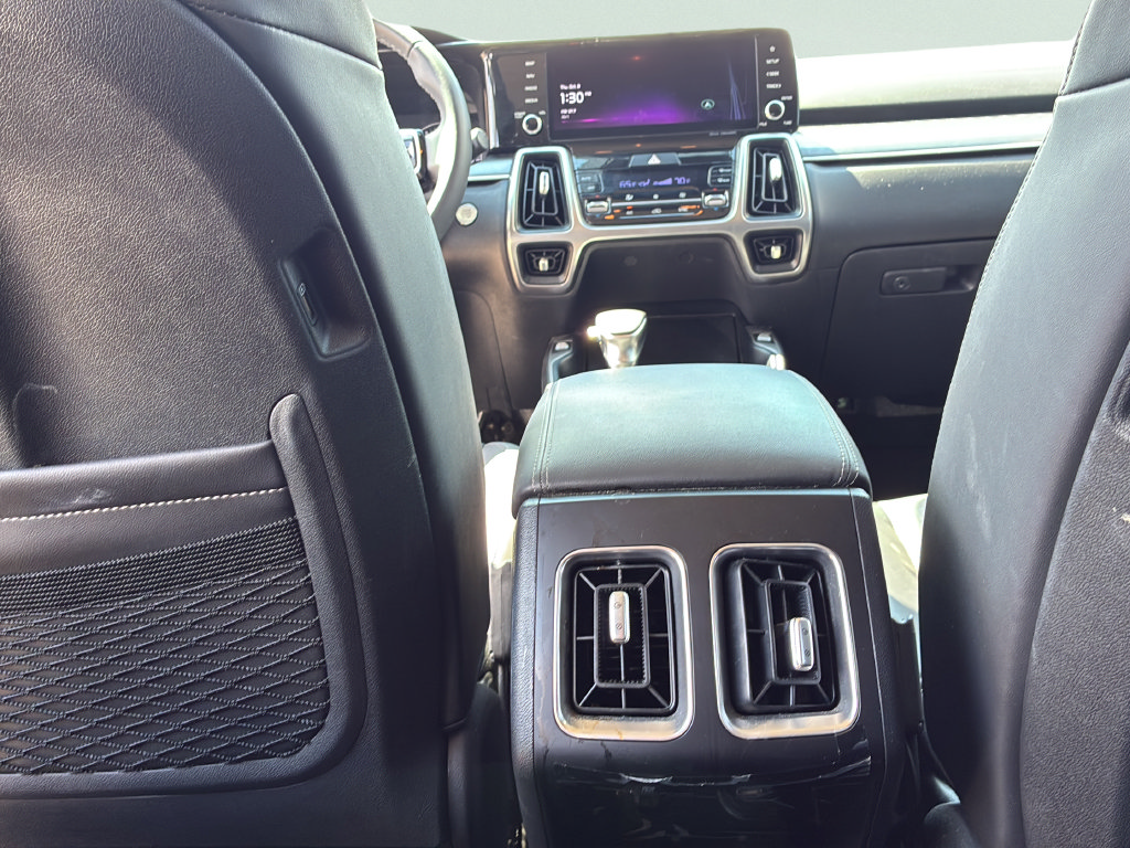 Used 2023 Kia Sorento S FWD image 18