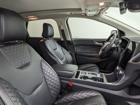 Certified 2024 Ford Edge Titanium w/ Equipment Group 301A AWD/4WD image 39