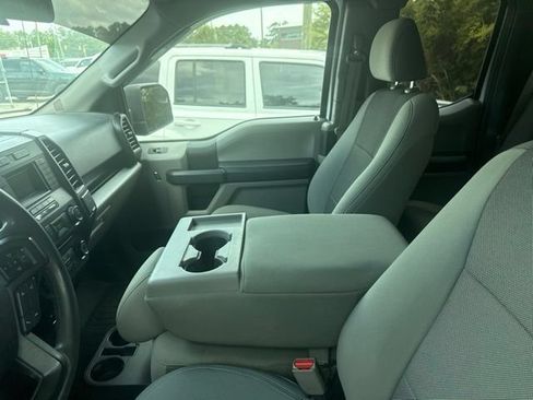 Used 2017 Ford F150 XL w/ Equipment Group 101A Mid AWD/4WD image 3