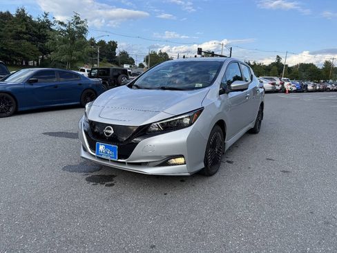 Used 2024 Nissan Leaf SV Plus FWD image 2