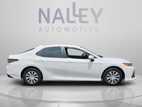 Certified 2023 Toyota Camry LE FWD image 6