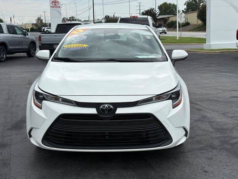 Used 2023 Toyota Corolla LE FWD image 25