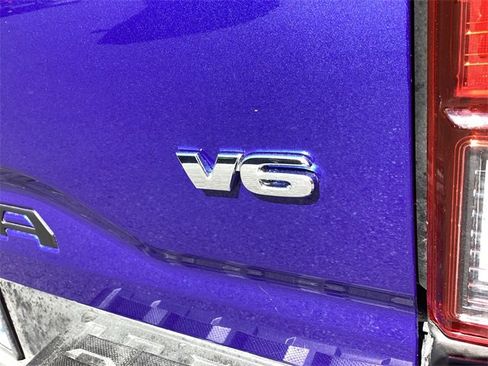 Certified 2022 Toyota Tacoma SR5 image 30