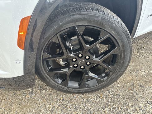 New 2026 Chevrolet Traverse RS image 13