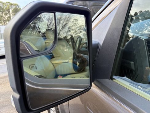 Used 2017 Ford F150 XLT w/ Equipment Group 302A Luxury image 39