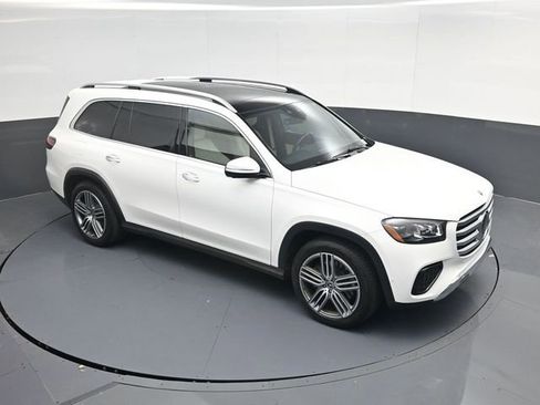 Used 2025 Mercedes-Benz GLS 450 4MATIC image 51