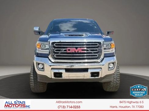 Used 2019 GMC Sierra 2500 SLT w/ Duramax Plus Package AWD/4WD image 2