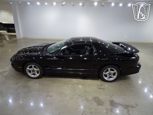 Used 1999 Pontiac Firebird Formula image 5