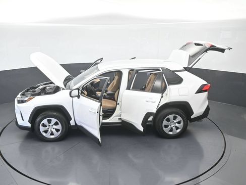 Used 2025 Toyota RAV4 LE FWD image 65