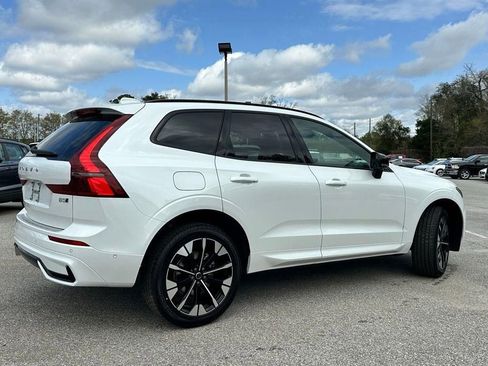 New 2026 Volvo XC60 B5 Plus w/ Protection Package Premier image 30
