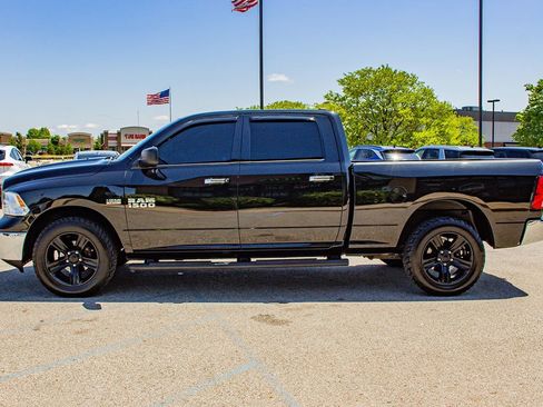 Used 2018 RAM 1500 Classic SLT AWD/4WD image 5