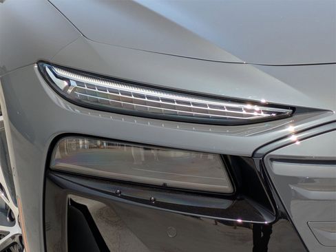 New 2025 Audi A6 e-tron Premium Plus image 16