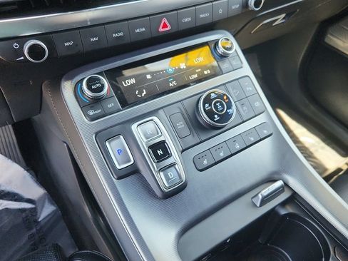 Used 2023 Hyundai Palisade Calligraphy w/ Winter Package AWD/4WD image 24