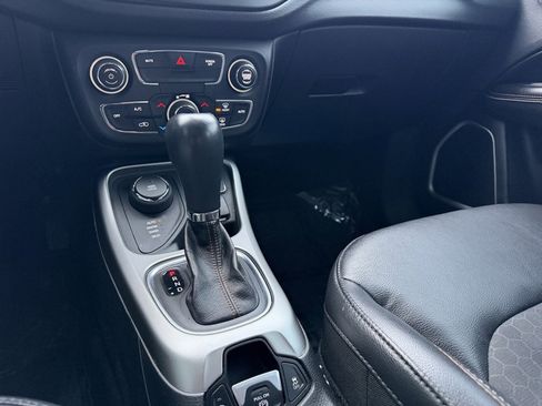 Used 2019 Jeep Compass Latitude w/ Cold Weather Group image 23