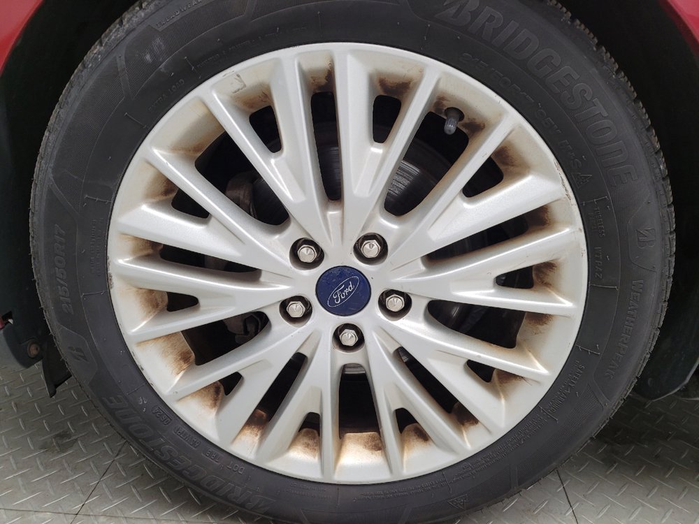 Used 2016 Ford Focus Titanium FWD image 31