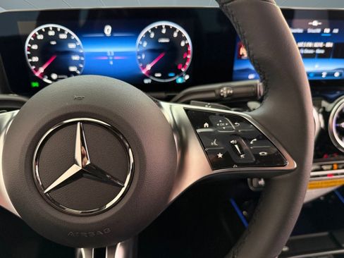 New 2026 Mercedes-Benz GLA 250 image 26