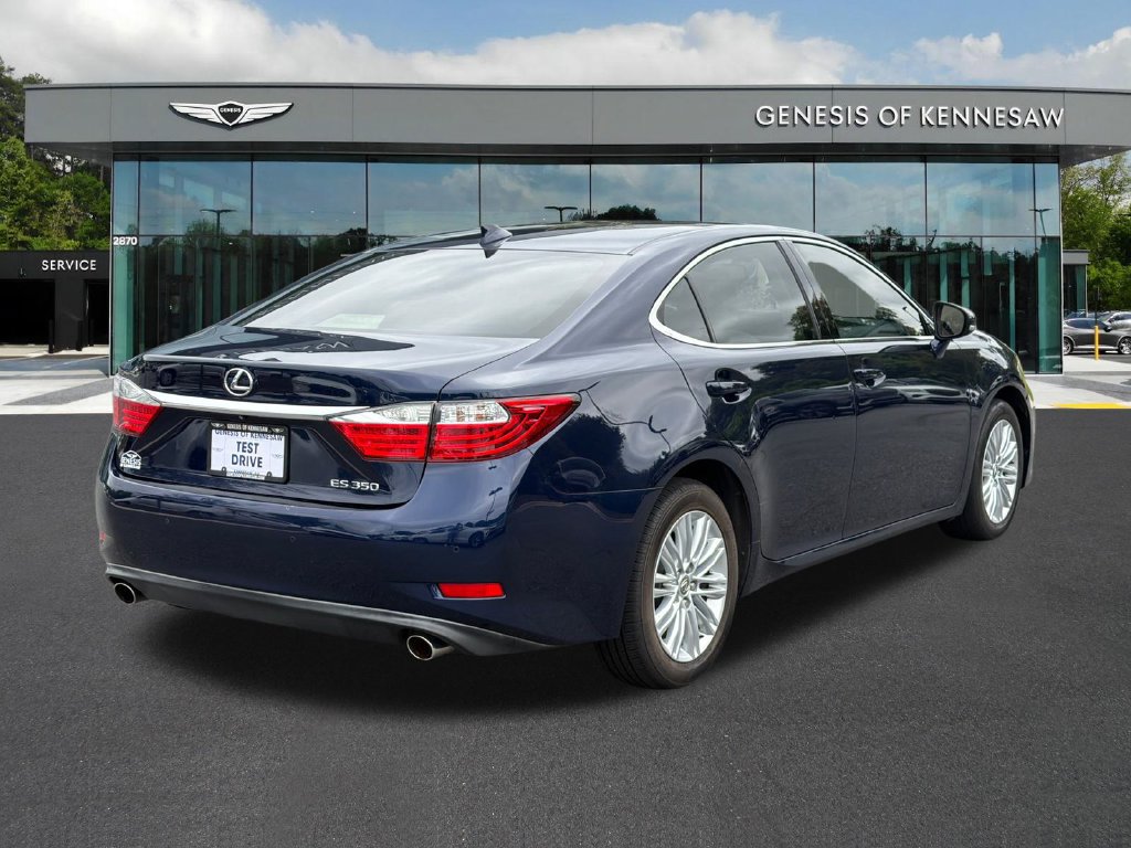 Used 2015 Lexus ES 350 w/ Luxury Package FWD image 8