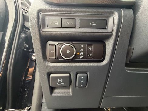 Used 2024 Ford F150 Lariat w/ Bed Utility Package AWD/4WD image 4