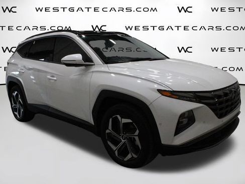 Used 2022 Hyundai Tucson Limited w/ Cargo Package AWD/4WD image 2
