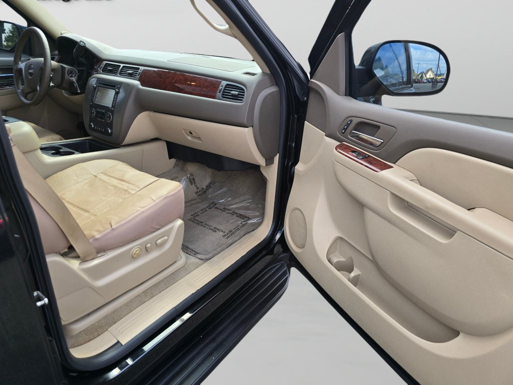 Used 2014 GMC Yukon XL SLT RWD image 30