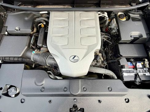 Used 2014 Lexus GX 460 w/ Premium Package AWD/4WD image 19