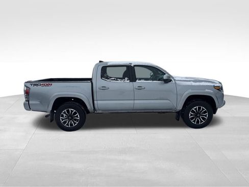 Used 2023 Toyota Tacoma TRD Sport image 7