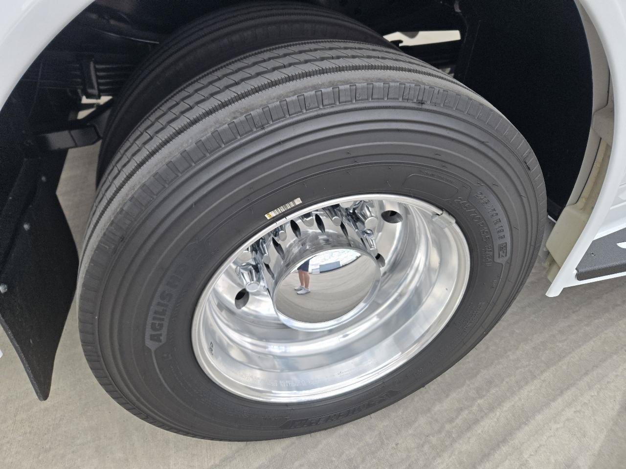 Used 2026 Ford F650 2WD Crew Cab Super Duty image 49