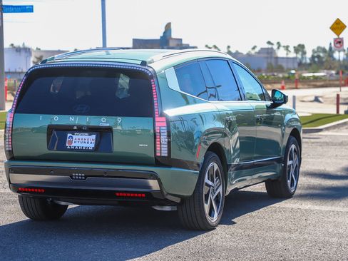 New 2026 Hyundai Ioniq 9 Calligraphy image 6