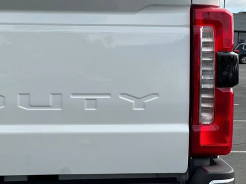 New 2026 Ford F250 Lariat w/ Lariat Ultimate Package AWD/4WD image 27