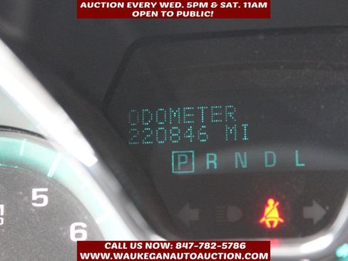 Used 2015 Chevrolet Traverse LS image 9