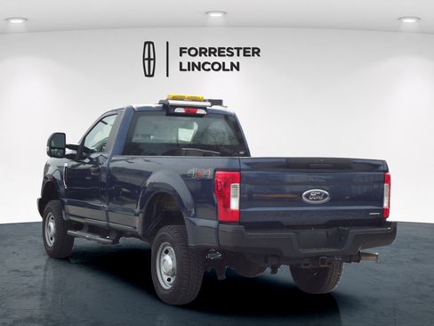 Used 2018 Ford F250 XL w/ Power Equipment Group AWD/4WD image 5