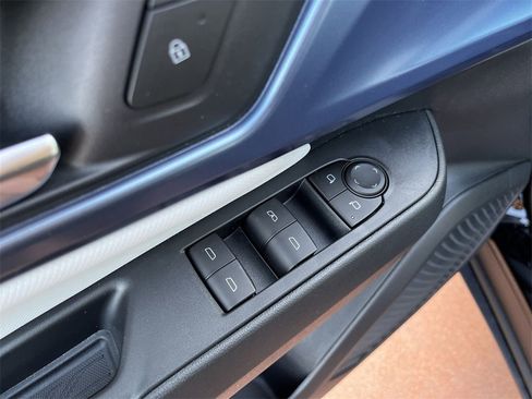 New 2026 Chevrolet Equinox EV LT image 22