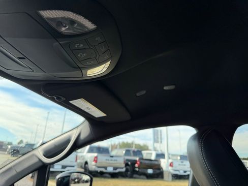 New 2026 Chrysler Pacifica Select w/ S Appearance Package image 21