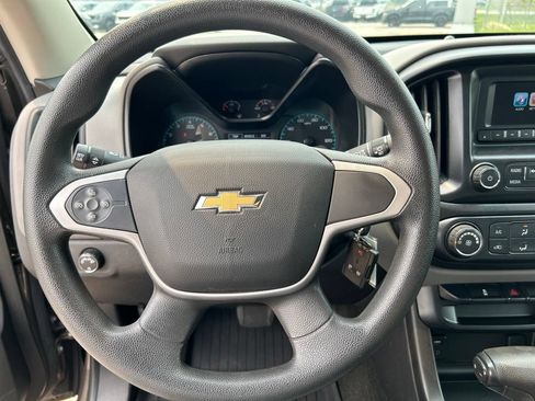 Used 2016 Chevrolet Colorado W/T w/ WT Convenience Package RWD image 10