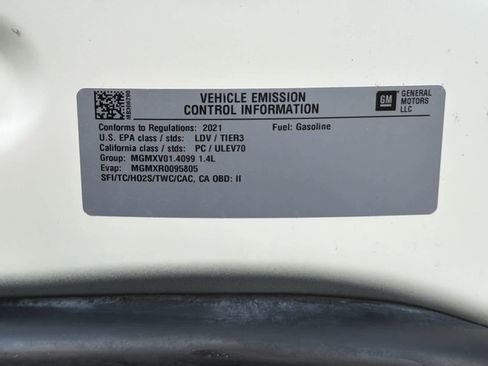 Used 2021 Buick Encore Preferred FWD image 31