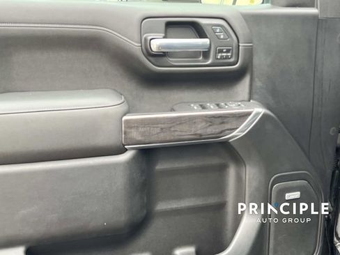 Used 2021 Chevrolet Silverado 1500 LTZ w/ LTZ Convenience Package II image 11