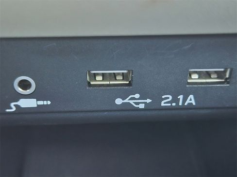 Used 2022 Subaru Outback Limited image 22