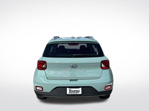 New 2026 Hyundai Venue SEL FWD image 5