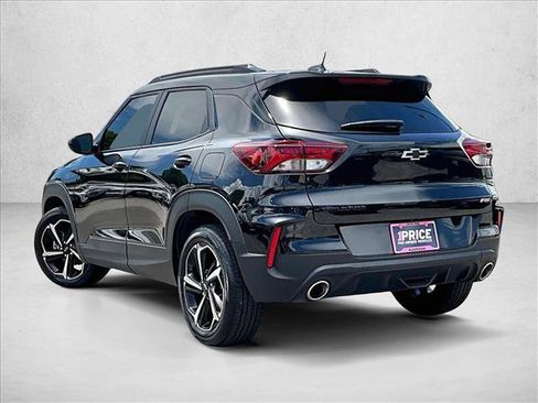 Used 2023 Chevrolet TrailBlazer RS w/ Sun and Liftgate Package FWD image 13