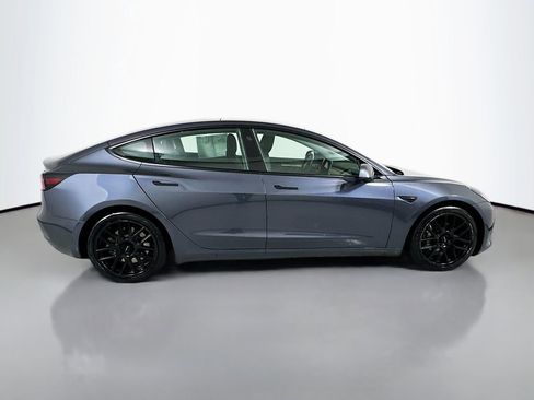 Used 2021 Tesla Model 3 Long Range image 9