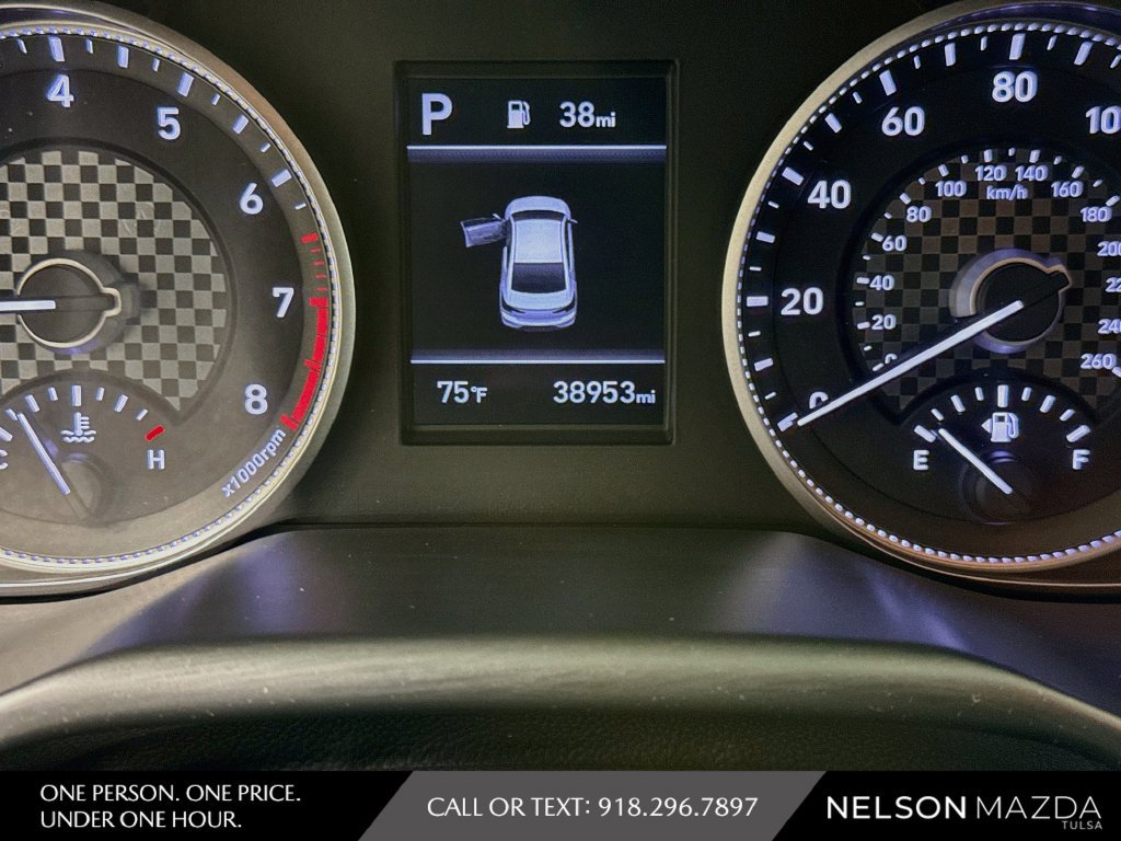 Used 2020 Hyundai Elantra SEL FWD image 25